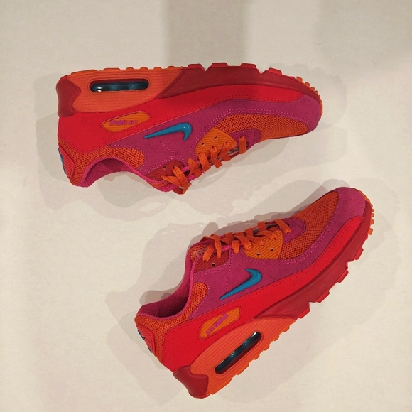 NIKE * 2024 * AIR MAX 90 * ALCHEMY PINK / DUSTY CACTUS * MEN'S 8.5 * WOMEN'S 10 - Picture 2 of 6